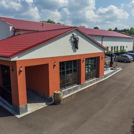 Veltlin Bed & Wine Hotel Valtice Exterior foto