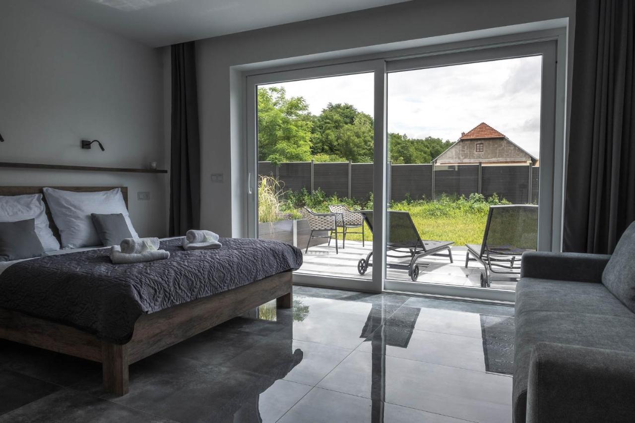 Veltlin Bed & Wine Hotel Valtice Exterior foto